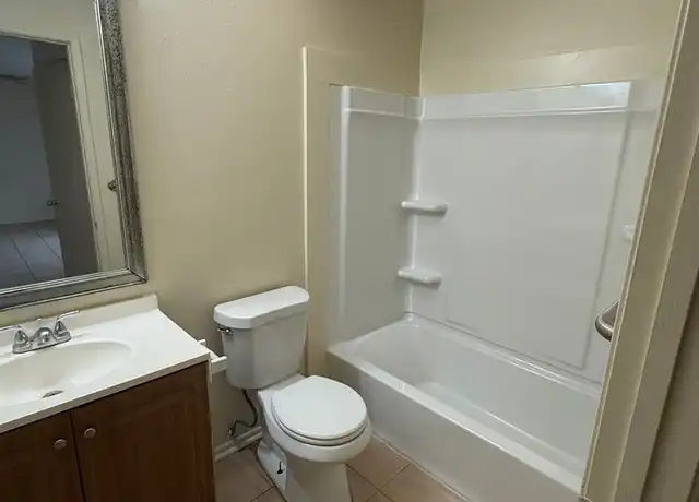 Property at 8445 Governor Dr Unit 8445-D, Baton Rouge, LA, 70820, 2 beds, 2 baths, [object Object]