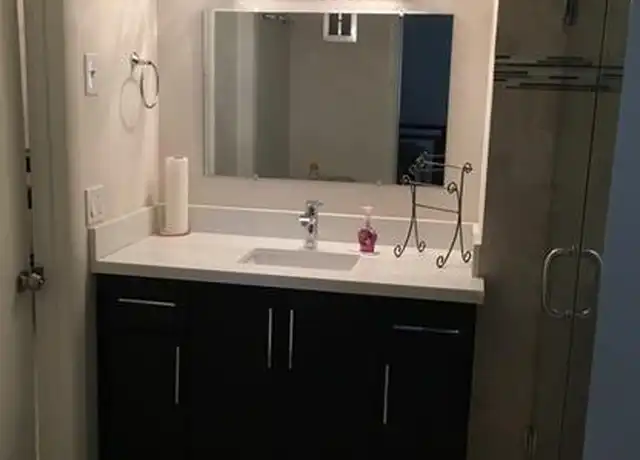 Property at 659 W Oakland Park Blvd Unit 117C, Wilton Manors, FL, 33311, 1 bed, 1 bath, [object Object]