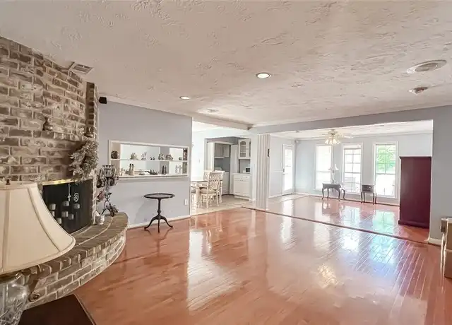 Property at 9206 Hendon Ln, Houston, TX, 77036, 3 beds, 2 baths, [object Object]