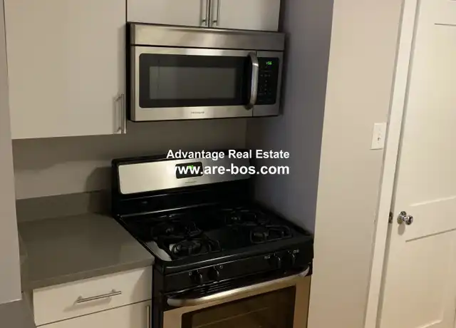 Property at 10 Wiget St Unit 1, Boston, MA, 02113, 2 beds, 1 bath, [object Object]