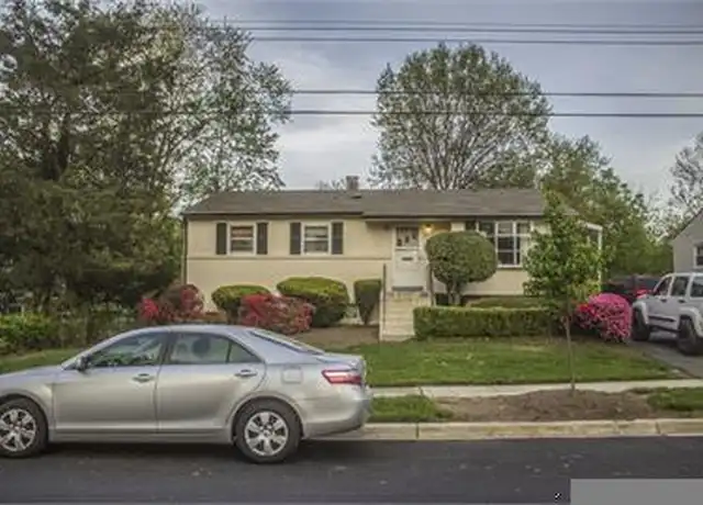 Property at 8817 Patricia Ct, College Park, MD, 20740, 6 beds, 3 baths, [object Object]