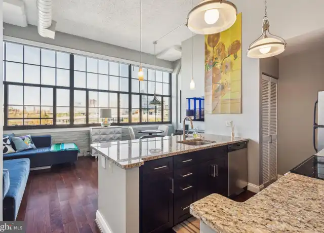 Property at 2429 Locust St #302, Philadelphia, PA, 19103, 1 bed, 1 bath, [object Object]