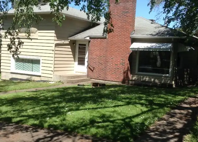 Property at 1631 E 24th Ave, Eugene, OR, 97403, 5 beds, 2 baths, [object Object]
