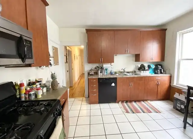 Property at 24 Willis St Unit 2, Boston, MA, 02125, 4 beds, 1 bath, [object Object]