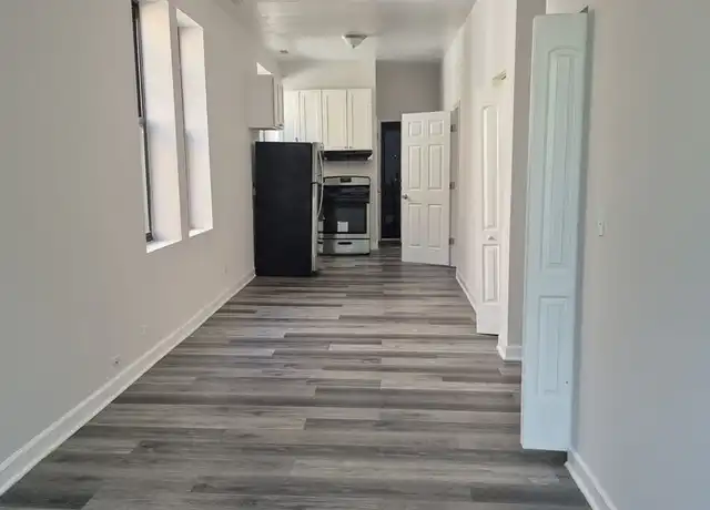 Property at 1434 W Flournoy St Unit 3F, Chicago, IL, 60607, 2 beds, 2 baths, [object Object]