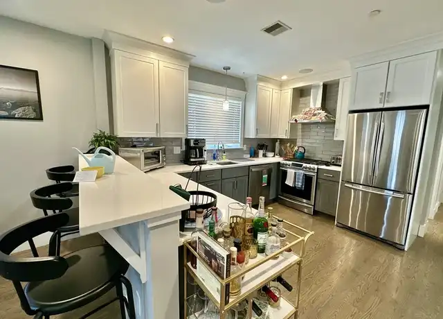 Property at 88 Rossmore Rd Unit 3, Jamaica Plain, MA, 02130, 3 beds, 2 baths, [object Object]