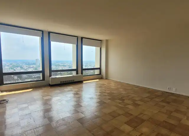 Property at 210 Locust St Unit 24CW, Philadelphia, PA, 19106, 1 bed, 1 bath, [object Object]