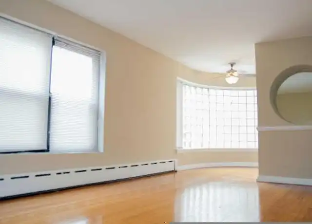 Property at 660 N Dearborn St, Chicago, IL, 60654, 0 beds, 1 bath, [object Object]