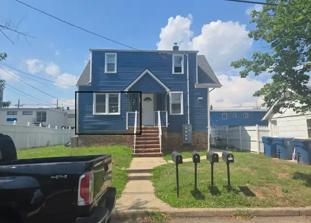 Property at 121 Victor St Unit 1, Somerset, NJ, 08873, 2 beds, 1 bath, [object Object]