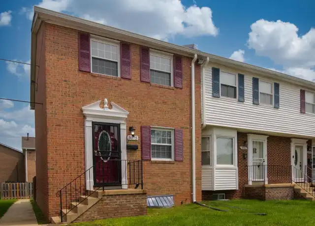 Property at 3075 Sunset Ln, Suitland, MD, 20746, 2 beds, 2.5 baths, [object Object]