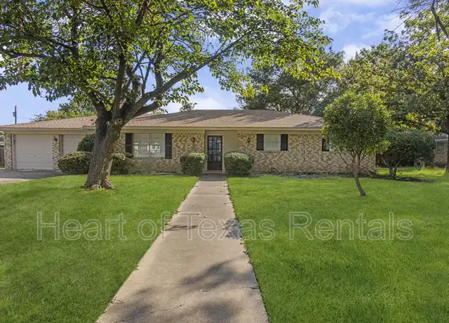 Property at 465 Cranbrook Dr, Woodway, TX, 76712, 3 beds, 2 baths, [object Object]