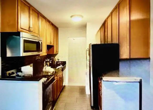 Property at 6437 Richmond Hwy #201, Alexandria, VA, 22306, 1 bed, 1 bath, [object Object]