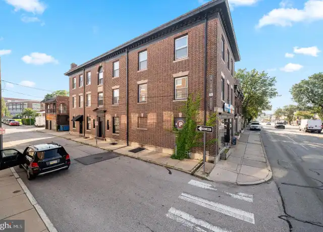 Property at 834 W Lancaster Ave Unit 3F, Bryn Mawr, PA, 19010, 3 beds, 1 bath, [object Object]