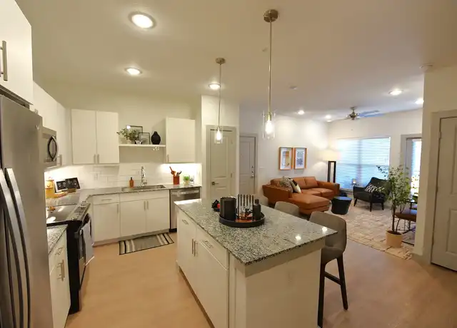 Property at The Verge at Summer Park - 905 Park Place Blvd, Rosenberg, TX, 77469, 1 bed, 1 bath, [object Object]