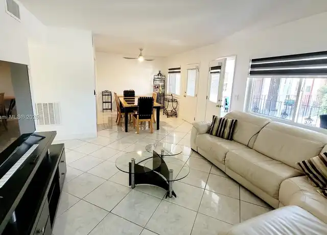 Property at 1100 Atlantic Shores Blvd #405, Hallandale Beach, FL, 33009, 1 bed, 1 bath, [object Object]
