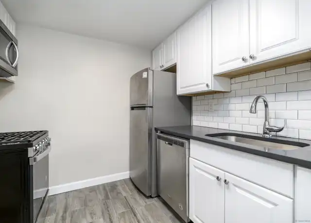 Property at 8 Clarmore Dr Unit 2B, Norwalk, CT, 06850, 1 bed, 1 bath, [object Object]