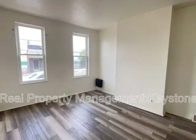 Property at 429 Island Ave Unit 1, McKees Rocks, PA, 15136, 1 bed, 1 bath, [object Object]