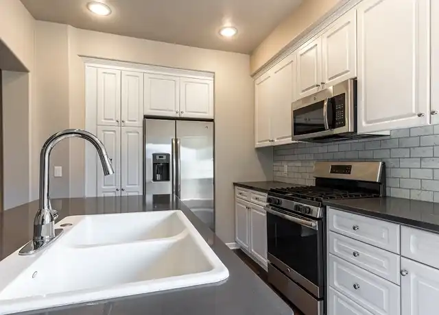 Property at Vintage Township - 12128 Savannah Ave, Lubbock, TX, 79424, 3 beds, 2-2.5 baths, [object Object]