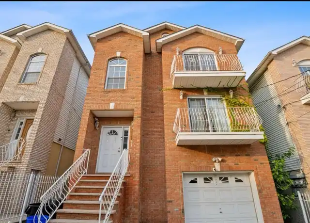 Property at 31 Chester Ave Unit A, Newark, NJ, 07104, 2 beds, 1 bath, [object Object]