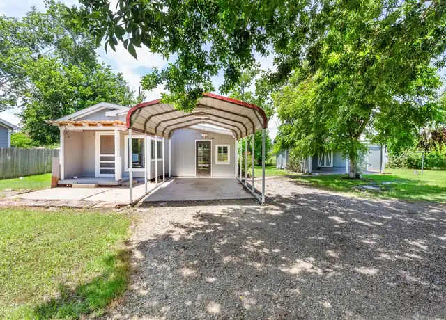 Property at 5701 County Road 288 #7, Angleton, TX, 77515, 2 beds, 1.5 baths, [object Object]
