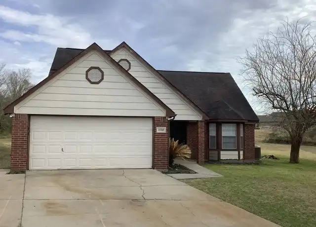 Property at 13318 Hilltop Cir, Willis, TX, 77318, 3 beds, 2 baths, [object Object]