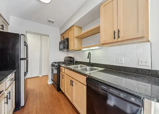 Property at Brix on Morse - 1340 W Morse Ave, Chicago, IL, 60626, 0 beds, 1 bath, [object Object]