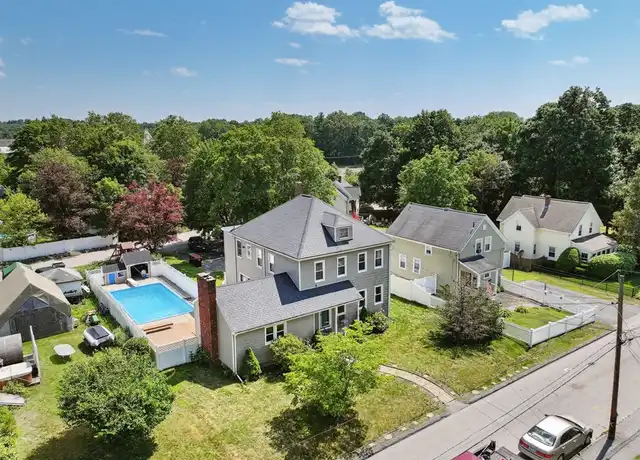 Property at 90 Irving St Unit 1, Millis, MA, 02054, 3 beds, 1.5 baths, [object Object]