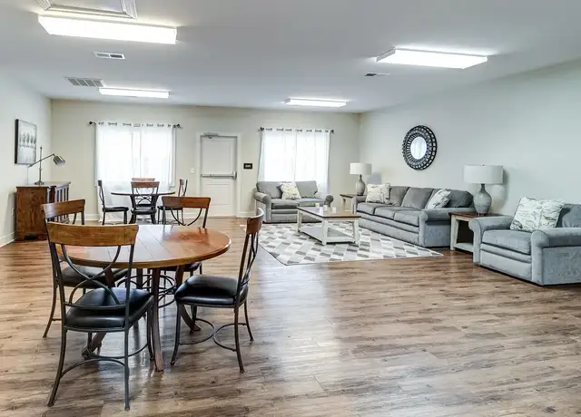 Photo of 674 Summer Day Ct, Newport News, VA 23601