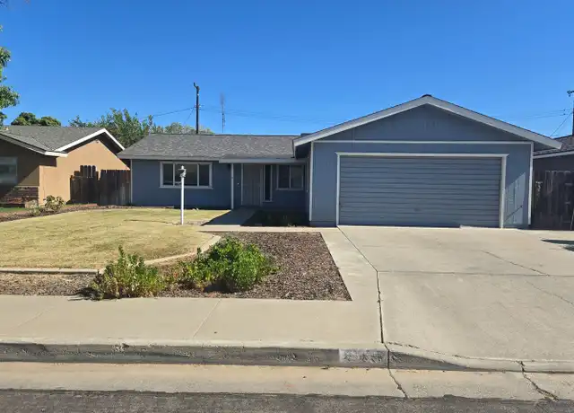 Property at 946 Moffat Dr, Hanford, CA, 93230, 3 beds, 2 baths, [object Object]