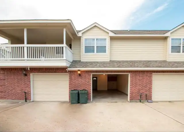 Property at 1233 Lovett St, Tomball, TX, 77375, 2 beds, 2 baths, [object Object]
