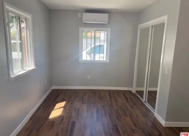 Property at 513 San Juan Ave, Venice, CA, 90291, 0 beds, 1 bath, [object Object]