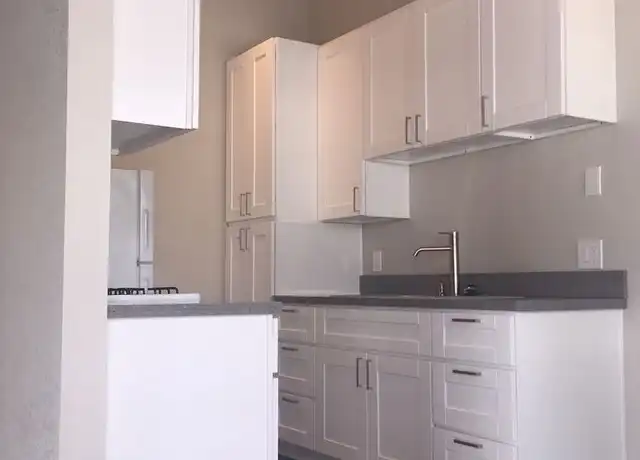Property at 806 Surfrider Way Unit D, Oceanside, CA, 92054, 1 bed, 1 bath, [object Object]