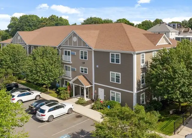 Property at 205 Elm St Unit 204, Quincy, MA, 02169, 2 beds, 2 baths, [object Object]