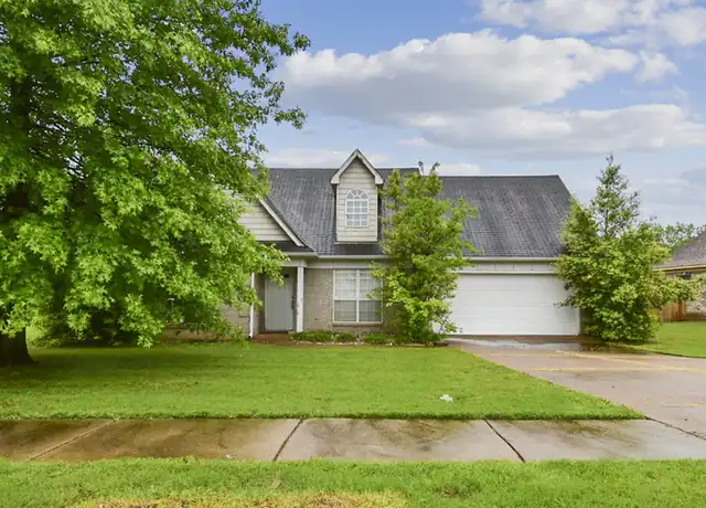 Property at 2485 Kindlewood Dr, Southaven, MS, 38672, 3 beds, 2.5 baths, [object Object]