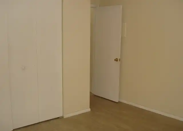 Property at 15000 Westminister Ave Apt B, Clearwater, FL, 33760, 2 beds, 1 bath, [object Object]