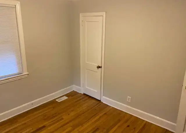 Property at 3808 Capers Ave, Columbia, SC, 29205, 2 beds, 1 bath, [object Object]