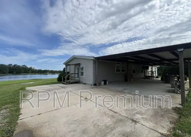 Property at 6796 Bryant Rd, Saint Francisville, LA, 70775, 4 beds, 2 baths, [object Object]