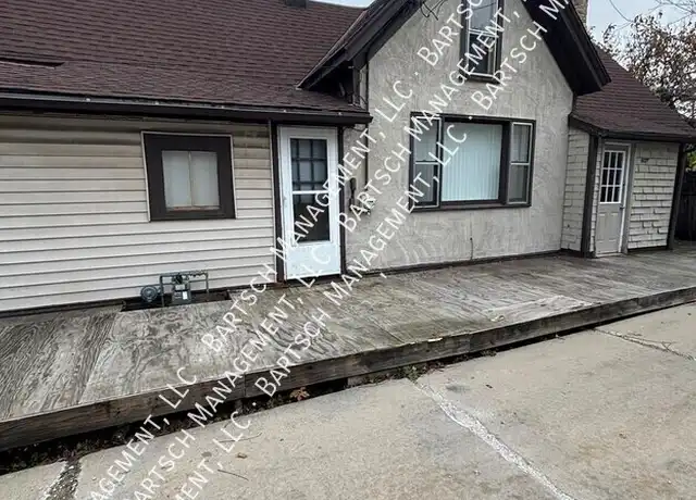 Property at 1660 N Arlington Pl, Milwaukee, WI, 53202, 2 beds, 1 bath, [object Object]