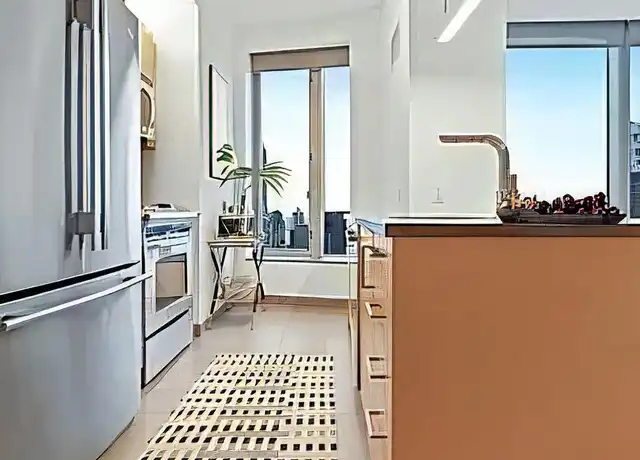 Property at 8 Spruce St Unit 38T, New York, NY, 10038, 2 beds, 2 baths, [object Object]