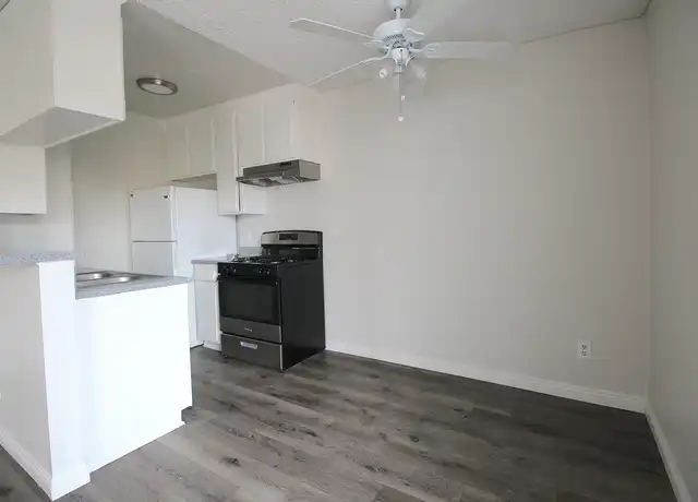 Property at 17831 Lassen St, Northridge, CA, 91325, 1 bed, 1 bath, [object Object]