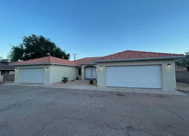 Property at 457 Diagonal St #2, St George, UT, 84770, 3 beds, 2 baths, [object Object]