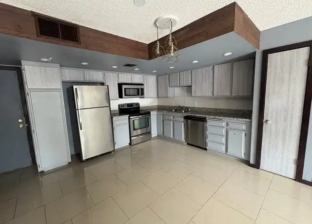 Property at 5457 Escondido St, Las Vegas, NV, 89119, 2 beds, 2.5 baths, [object Object]