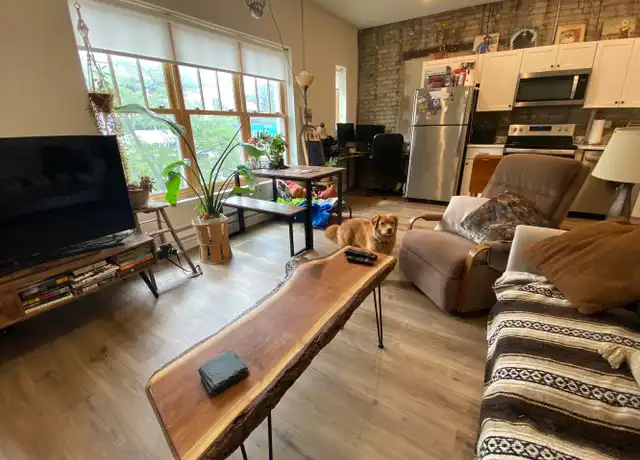 Property at 2577 N Downer Ave #211, Milwaukee, WI, 53211, 1 bed, 1 bath, [object Object]