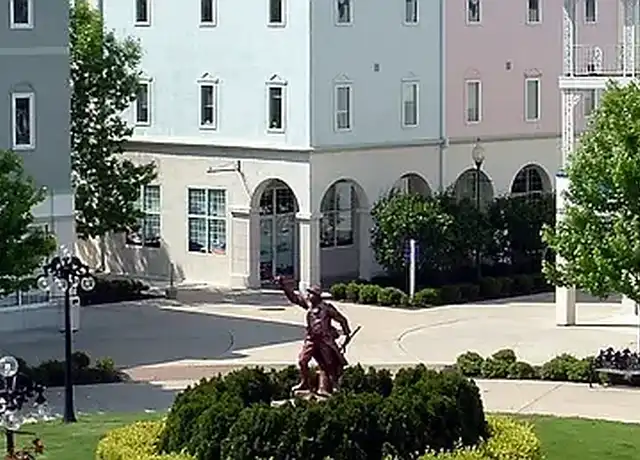 Property at Continent French Quarter Apt - 6200 Busch Blvd, Columbus, OH, 43229, 1 bed, 1 bath, [object Object]