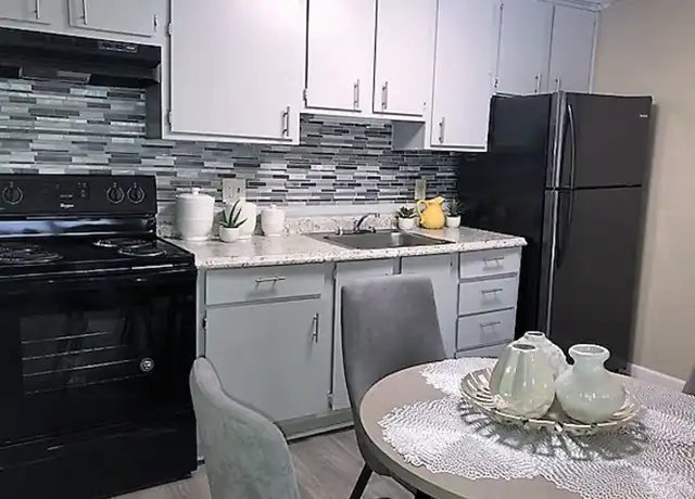 Property at 100 Hartford Run NE Unit 0102, Buford, GA, 30518, 1 bed, 1 bath, [object Object]