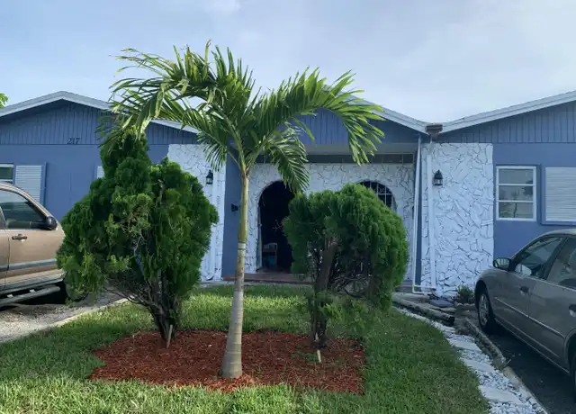 Property at 215 SW 2nd Ave, Boynton Beach, FL, 33435, 4 beds, 3 baths, [object Object]