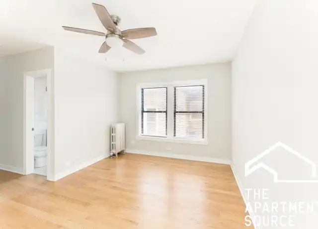Property at 516 W Cornelia Ave Unit 318, Chicago, IL, 60657, 0 beds, 1 bath, [object Object]