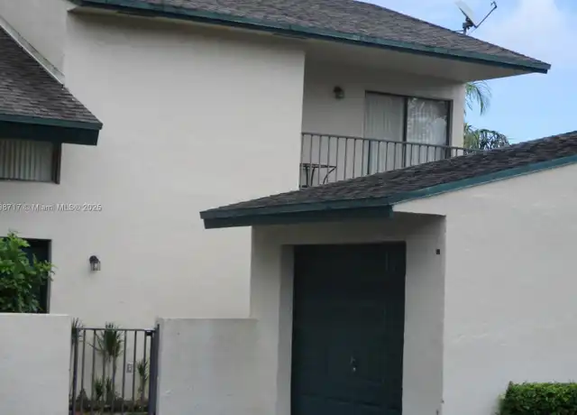 Property at 10832 SW 72nd St #62, Miami, FL, 33173, 3 beds, 2.5 baths, [object Object]