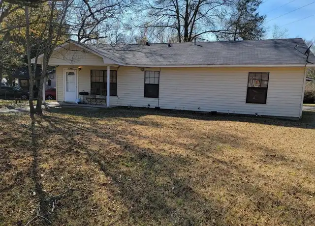 Property at 3901 Walker Ave, Jackson, MS, 39212, 3 beds, 2 baths, [object Object]