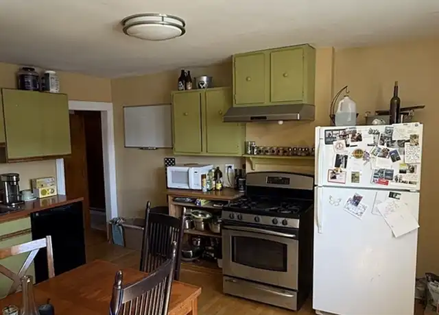 Property at 54 Webster Ave Unit 3R, Cambridge, MA, 02141, 2 beds, 1 bath, [object Object]